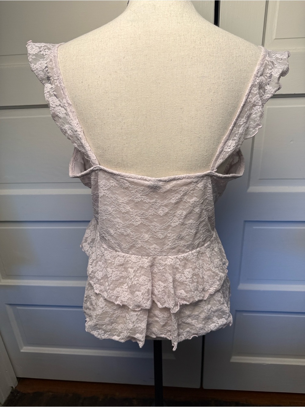 Lace Ruffle Top Old Navy L Blush Pink Tie Front Coquette Romantic Tiered Cami - Picture 2 of 11